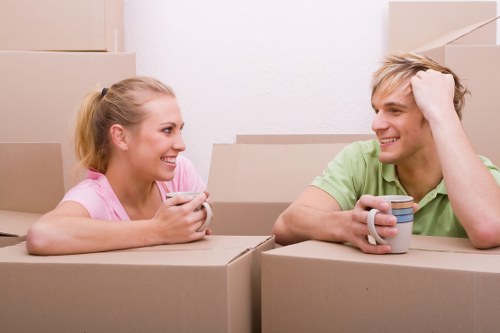 Moving truck service for Shoreditch homes and offices