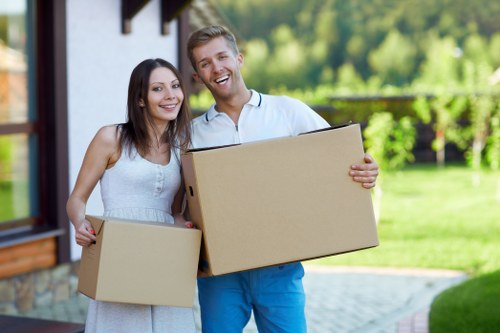 Local moving service assisting with delivery and collection in Shoreditch