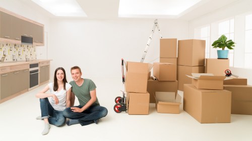 Cubic-yard pricing for a small flat move in Shoreditch